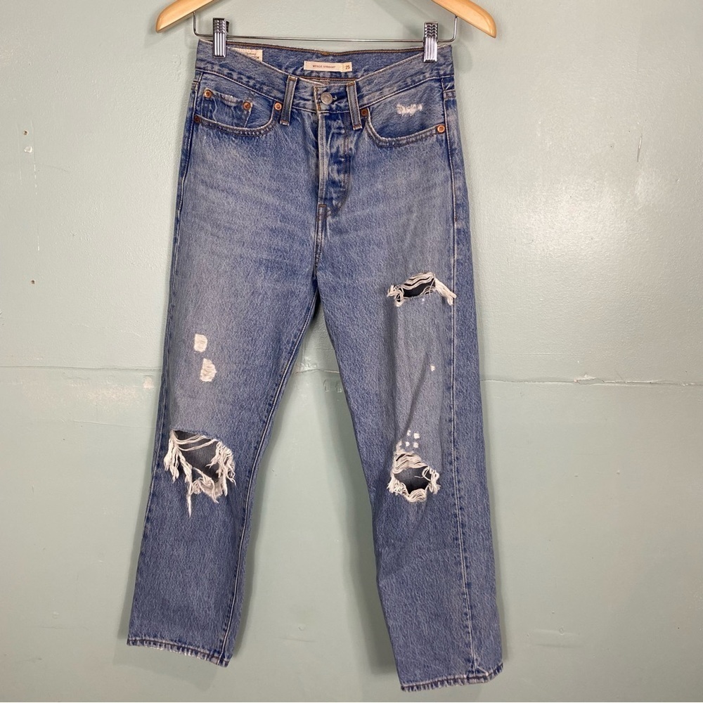 Levi’s Wedgie‎ Straight Jeans Authentically Yours Distressed Sz 25 34964 0013